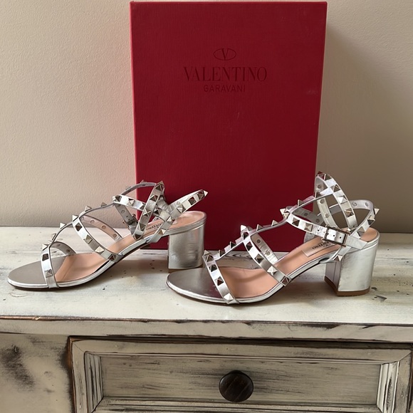 VALENTINO ROCKSTUD ANKLE STRAP SANDAL 60 MM - Picture 3 of 9